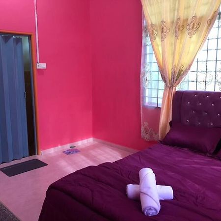 Homestay Che Mat Kuala Terengganu Exterior foto
