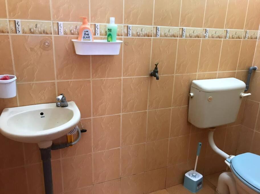 Homestay Che Mat Kuala Terengganu Exterior foto